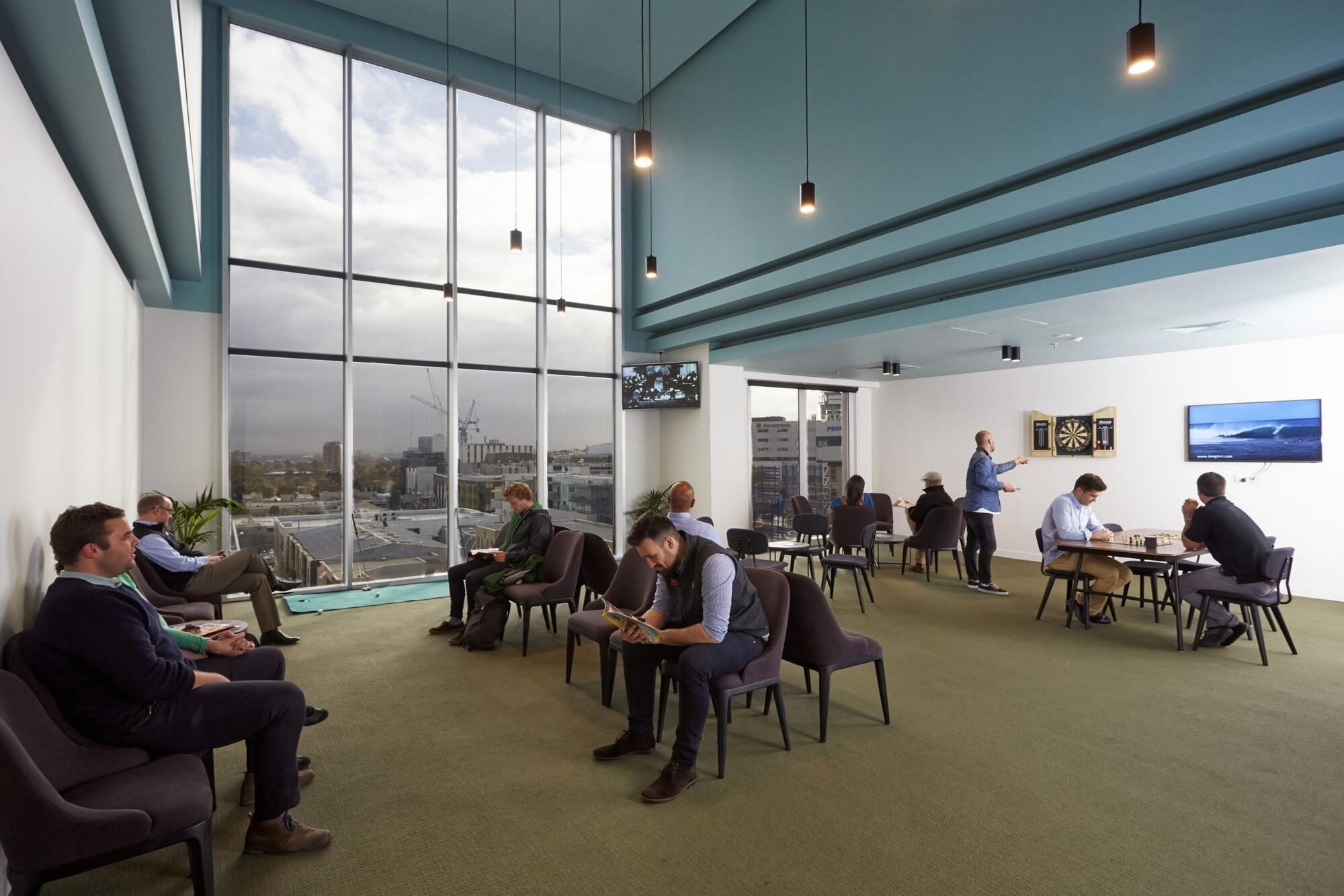 2015_may21_pcrc_waitingrm039_hr_ii