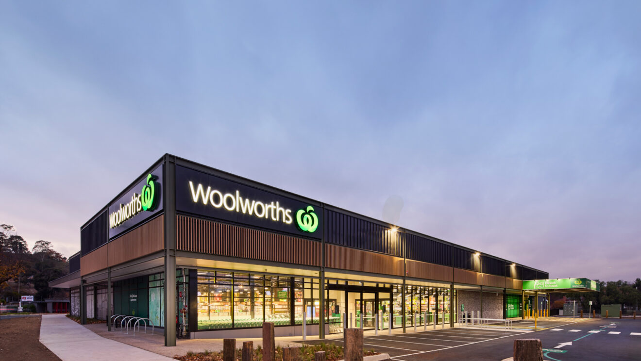 Castlemaine Woolworths